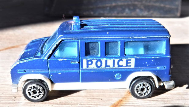 Majorette Ford E 350 politie bus - 7