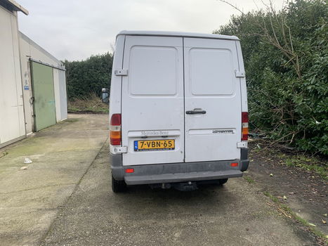 mercedes sprinter 211 - 1