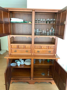 Houten wandkast - 1