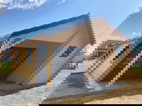 MAATWERK: blokhutten, woonunits, bijgebouwen. - 5