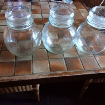 Glazen voorraadpot/ snoeppot - afm: 22 x 55 - 1