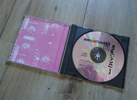 De originele mix-CD Turn Up The Bass Megamix 1991 van Arcade - 2