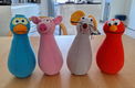Vier knuffelfiguurtjes uit Sesamstraat (hoogte: 18 cm). - 0 - Thumbnail