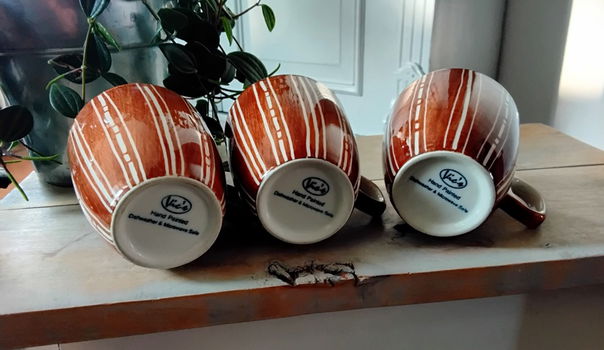 3 kopjes van Vic's HandPainted - mokjes - senseo formaat - 6