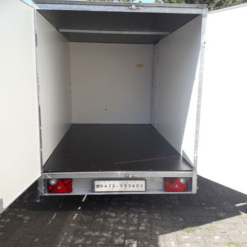 gesloten aanhangwagen - 2