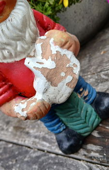 Vintage tuinkabouter met gietertje in de handen - terracotta - 7