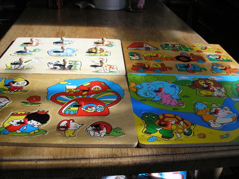 Kinderpuzzels, houten puzzels met of zonder knopjes - - 0