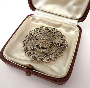 Antieke souvenir broche - 2
