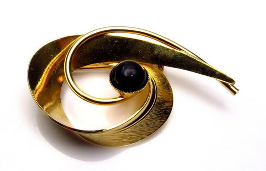 Mooie, klassieke broche - 2