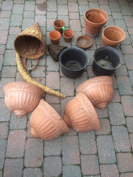 Cachepots, planten- of bloempotten en zinken gieter ideaal om bloemschikken of andere (lek vrij) - 2
