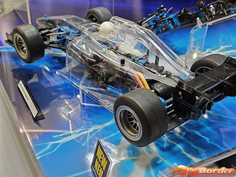 Tamiya 42389 1/10 R/C TRF104 RC chassis set - 3