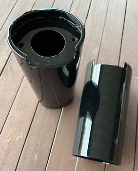Harley bovenste voorvork covers, zwart glans, asymmetrische uitsparing voor diameter 41mm voorvork - 3