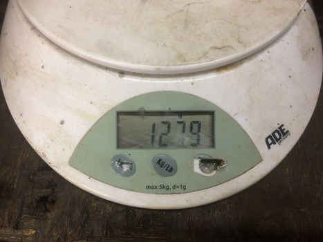 soldeerstaven: (oudere staven, ik veronderstel voor (Lood/zink/tin/koper)) totaal 1280gr. - 1