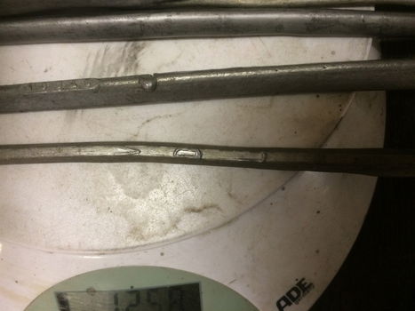 soldeerstaven: (oudere staven, ik veronderstel voor (Lood/zink/tin/koper)) totaal 1280gr. - 2