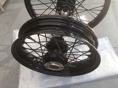 Harley velgen voor Twincam, 19mm of 25mm wielas, zwart poederlak in nieuwe staat, - 6
