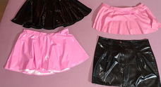 Latex mini rokjes maat S