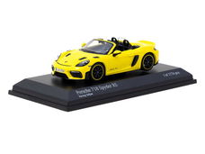 Porsche 718 Spyder RS Racing Yellow 1:64 Tarmac 102