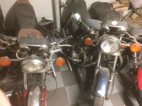 Suzuki gs 750 / gsx 750 (3 stuks met belgische documenten) - 1