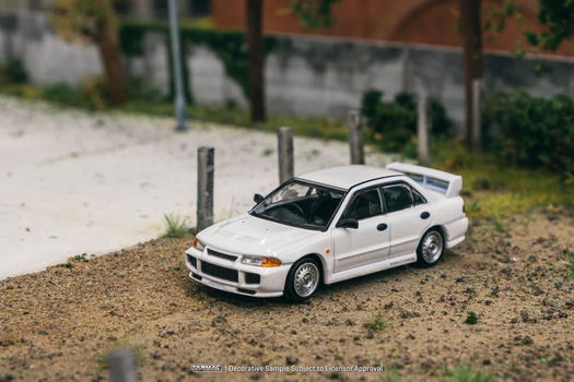 Tarmac Works 1/64 Mitsubishi Lancer RS Evolution III White 1:64 Tarmac 109 - 2