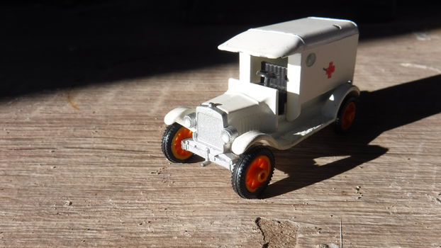 Efsi T-Ford rode kruis - 3