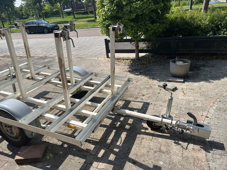 Fietsaanhanger voor 6 fietsen - 1