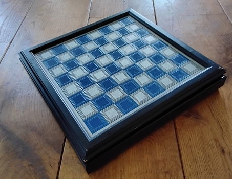 Schaakbord met vakjes voor schaakstukken - zonder schaakstukken! - 0