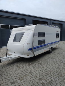 Hobby 495 de luxe met stapelbed