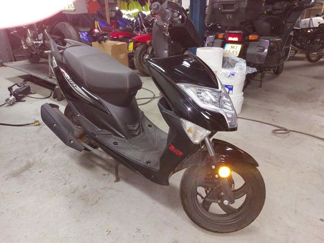 DJJD Valetta Brom scooter - 1