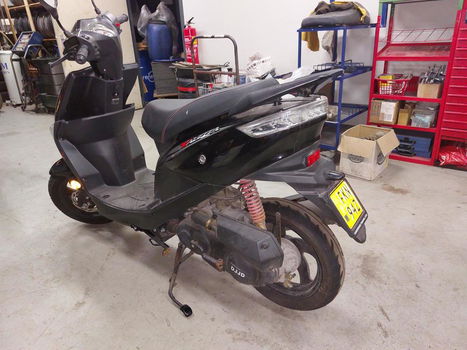 DJJD Valetta Brom scooter - 3
