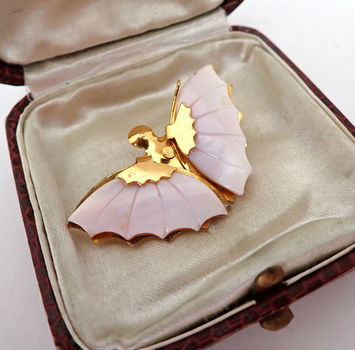Oude vlinderbroche - 2