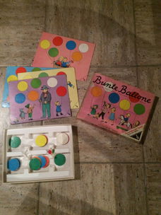 Retro speeldoos voor het aanleren van kleuren