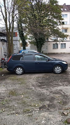 Ford Focus Wagon 1.6 2008 Donker blauw, van particulier.