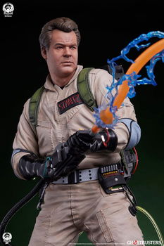 PCs Collectibles Ghostbusters Statue Ray Stantz Deluxe - 1