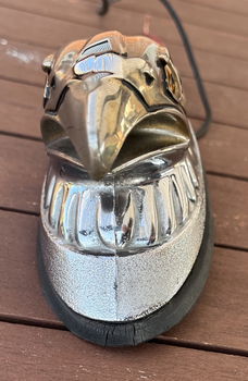 Fender large eagle van DRAG SPECIALTIES: 72923-SC3, chroom/goud, met oplichtende ogen. - 3