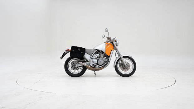 Aprilia 650 Starck Collection - 7