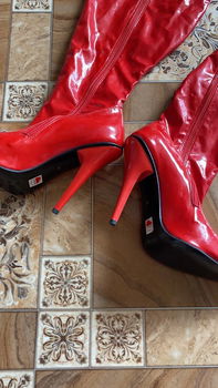 Hoge rode laklaarzen stiletto hak maat 38 - 1