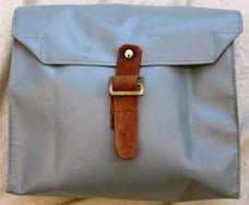 Tas / Heuptas, Waterdicht, Afm.: 20x24x10cm, omstreeks 1970s.(Nr.1)