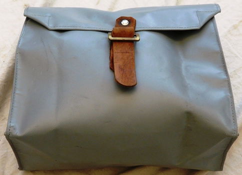 Tas / Heuptas, Waterdicht, Afm.: 20x24x10cm, omstreeks 1970s.(Nr.1) - 2