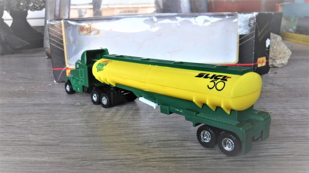 Maisto transport hauler - 7