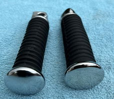 Voetsteun rubber/chroom (ruilen met volledige rubbere voetsteunen