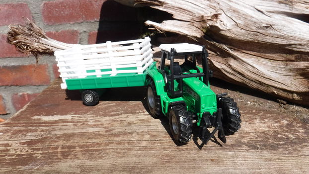 Farm 212 trekker + aanhanger V - 2