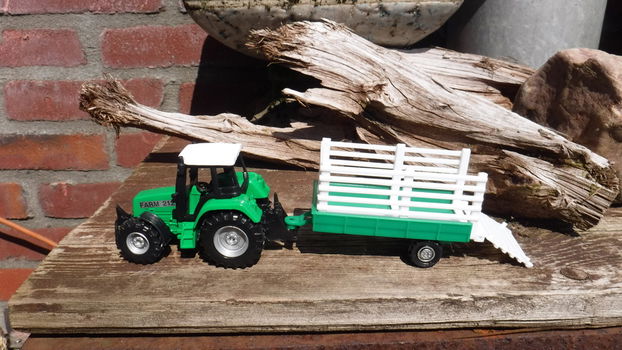 Farm 212 trekker + aanhanger V - 4