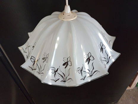 Leuke vintage glazen hanglamp met bloemen - 1