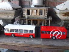 Majorette / Dickie tos monica bus