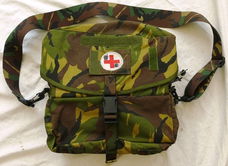 Draagtas, Geneeskundige Verzorger, Geneeskundige Dienst, Woodland Camouflage, KL, jaren'90.(Nr.1)