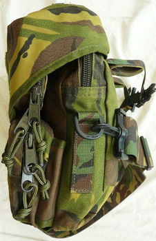 Draagtas, Geneeskundige Verzorger, Geneeskundige Dienst, Woodland Camouflage, KL, jaren'90.(Nr.1) - 2