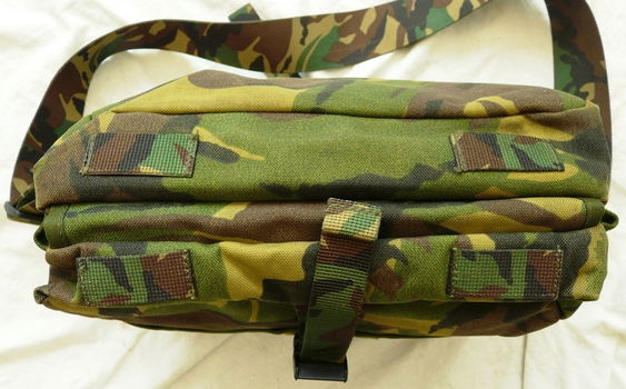 Draagtas, Geneeskundige Verzorger, Geneeskundige Dienst, Woodland Camouflage, KL, jaren'90.(Nr.1) - 4