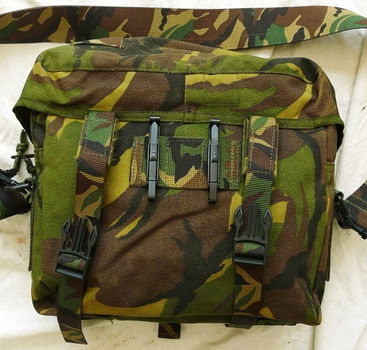 Draagtas, Geneeskundige Verzorger, Geneeskundige Dienst, Woodland Camouflage, KL, jaren'90.(Nr.1) - 5