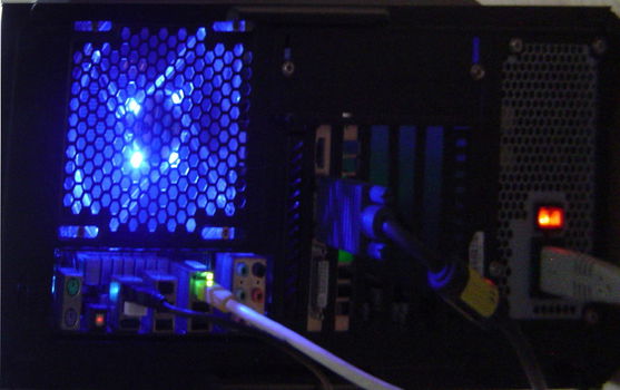 Sharkoon computer - 1
