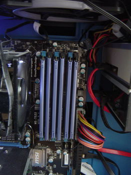 Sharkoon computer - 3